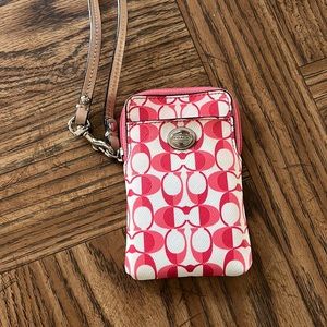 Coach wristlet wallet